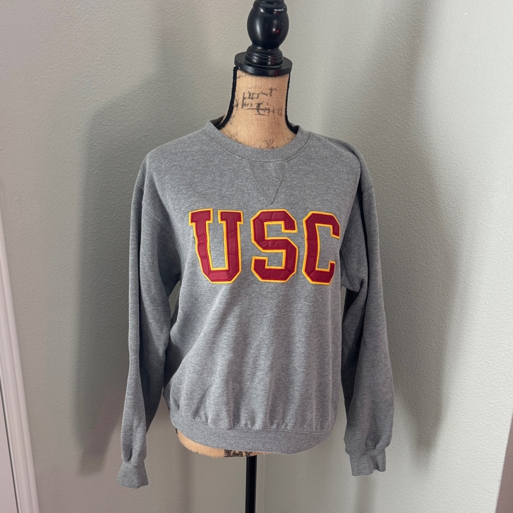 Gray USC Women's Sweatshirt EC